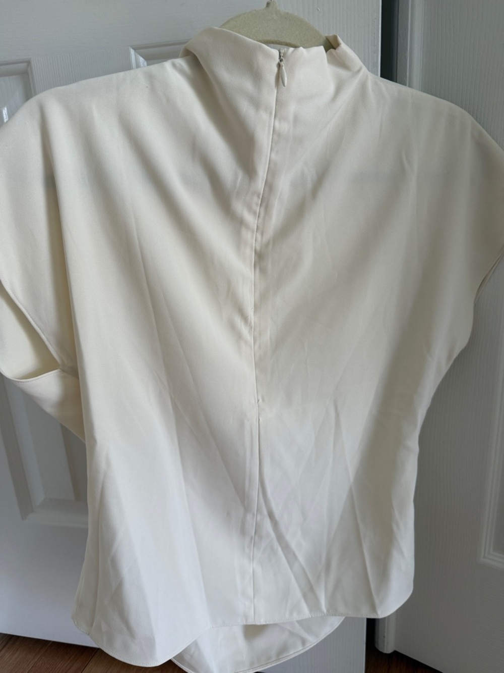 NWT COMMENSE HIGH NEXT CAP SLEEVE TOP-M - Picture 3 of 3